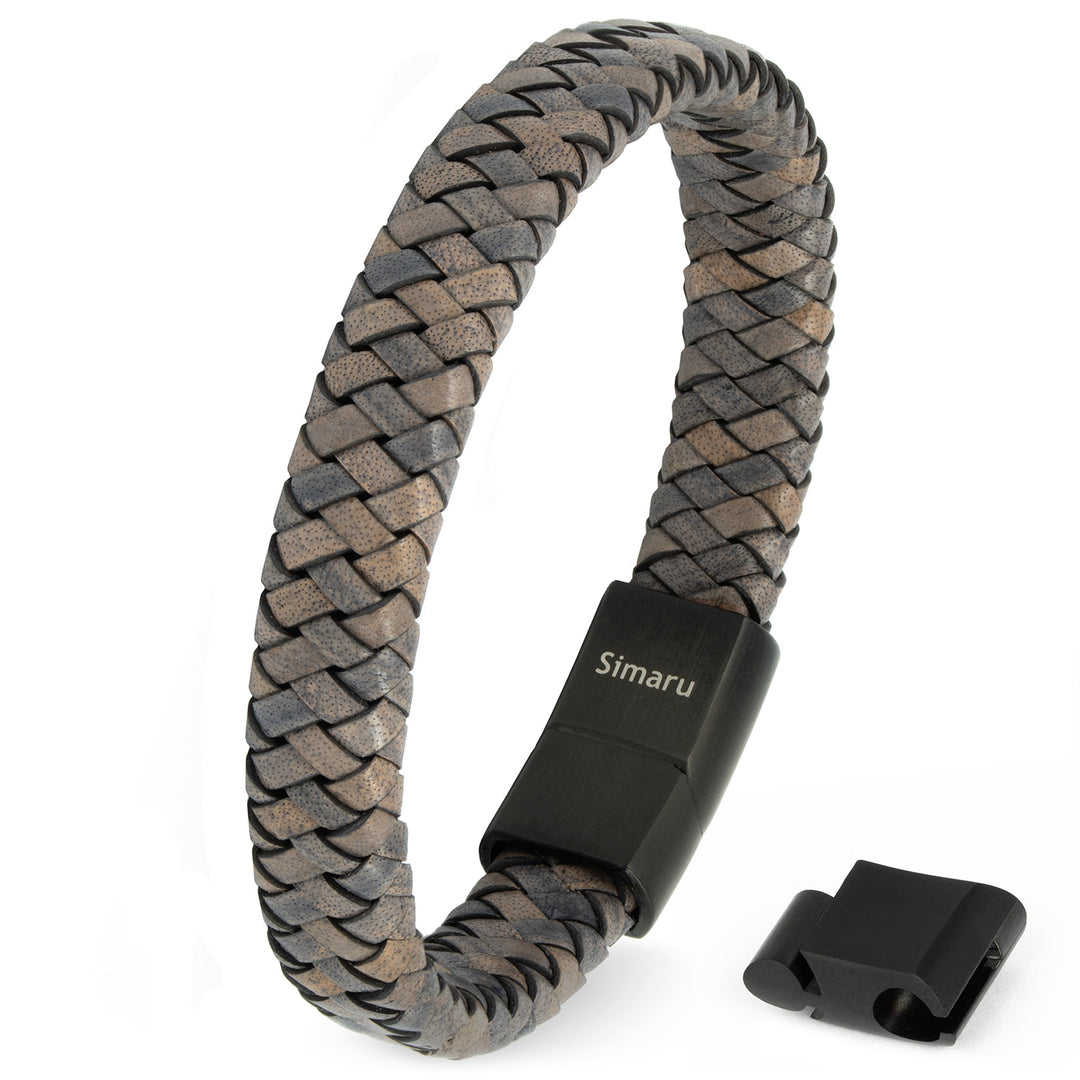 Breit geflochtenes Lederarmband in Grautönen mit schwarzem Magnetverschluss und Extraglied zum Verlängern