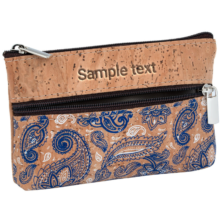 Schlüsseltasche aus hellem Kork und Floralmuster mit Gravur und Reißverschlussfach seitlich #color_bandana
