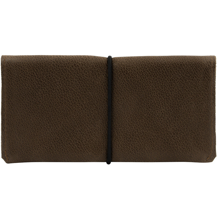 Außenansicht geschlossene, braune Ledertabaktasche #color_braun