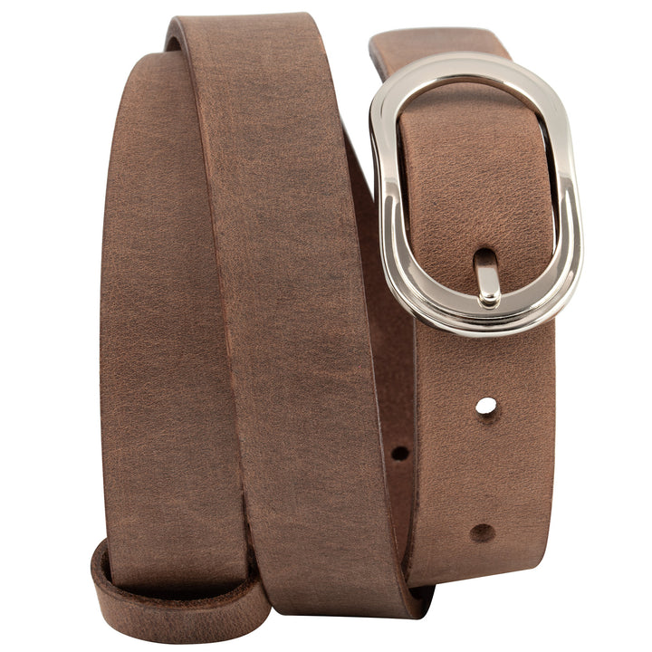 Brauner Ledergürtel aufgerollt mit rundlicher Silberschnalle #color_braun-used