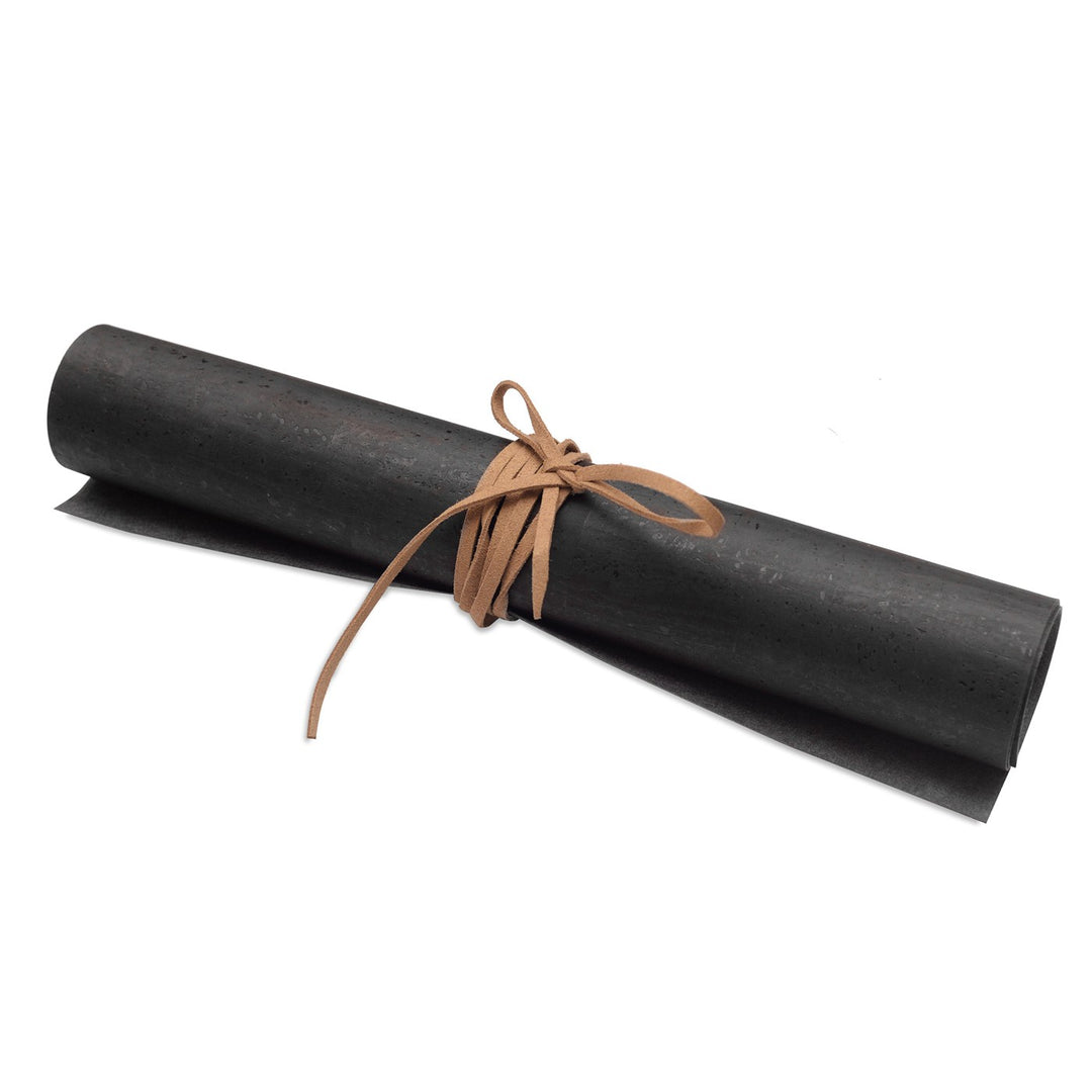 Zusammengebundene Korkrolle, Farbe schwarz