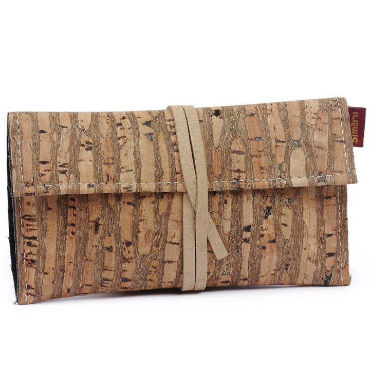 Geschlossene Tabaktasche aus hellem Kork mit Verschlussband #color_raizes