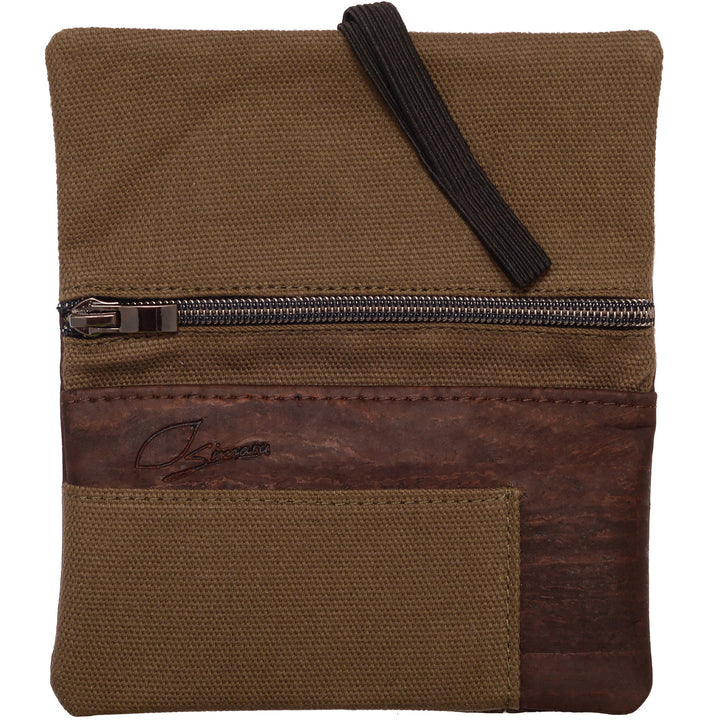 Aufgeklappte Tabaktasche aus braunem Kork und grünem Stoff ohne Inhalt #color_gruen-dunkelbraun