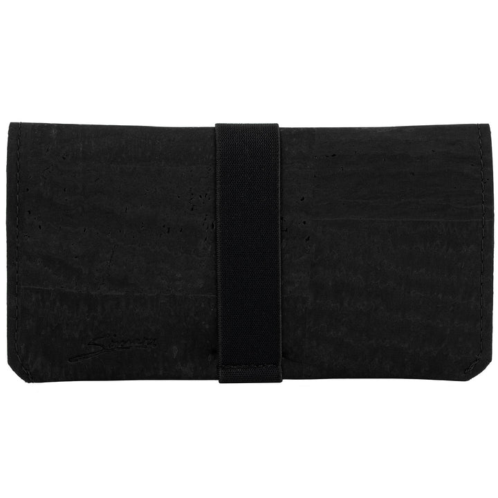 Geschlossene Tabaktasche aus Kork in der Farbe schwarz mit elastischem Gummibandverschluss  #color_schwarz