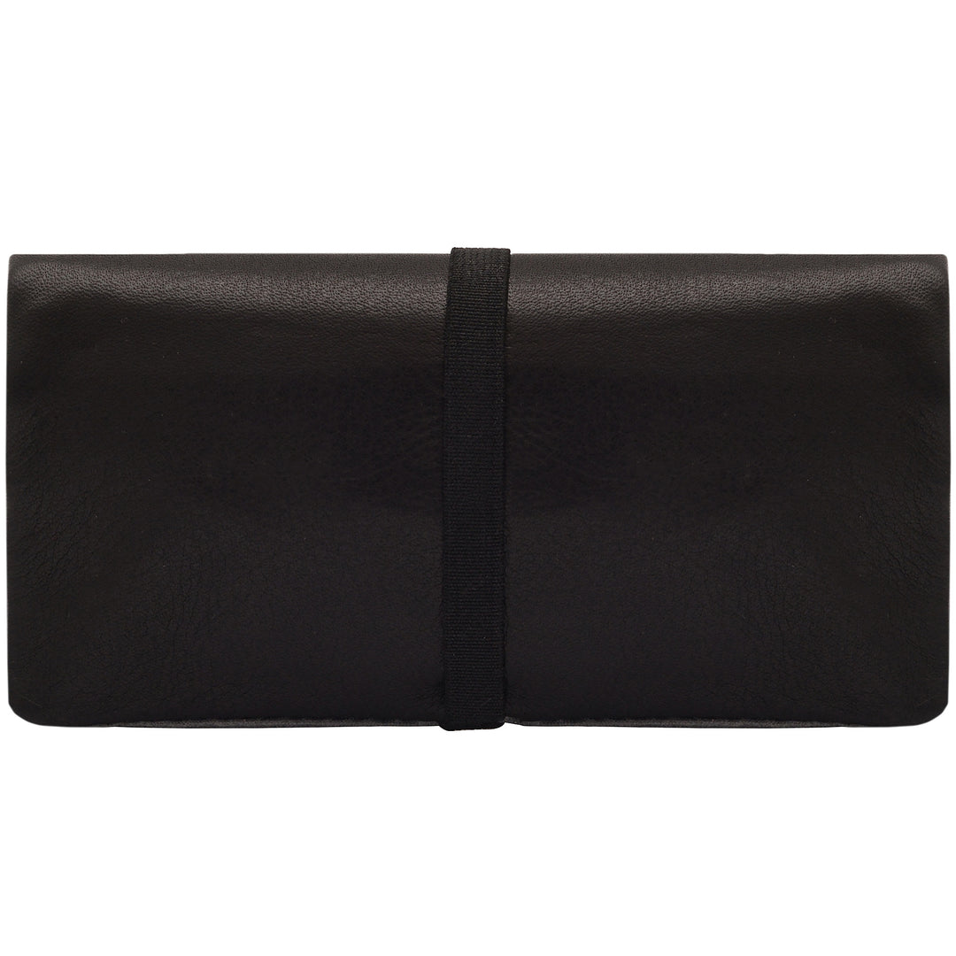 Außenansicht geschlossene Tabaktasche aus schwarzem Leder  #color_schwarz