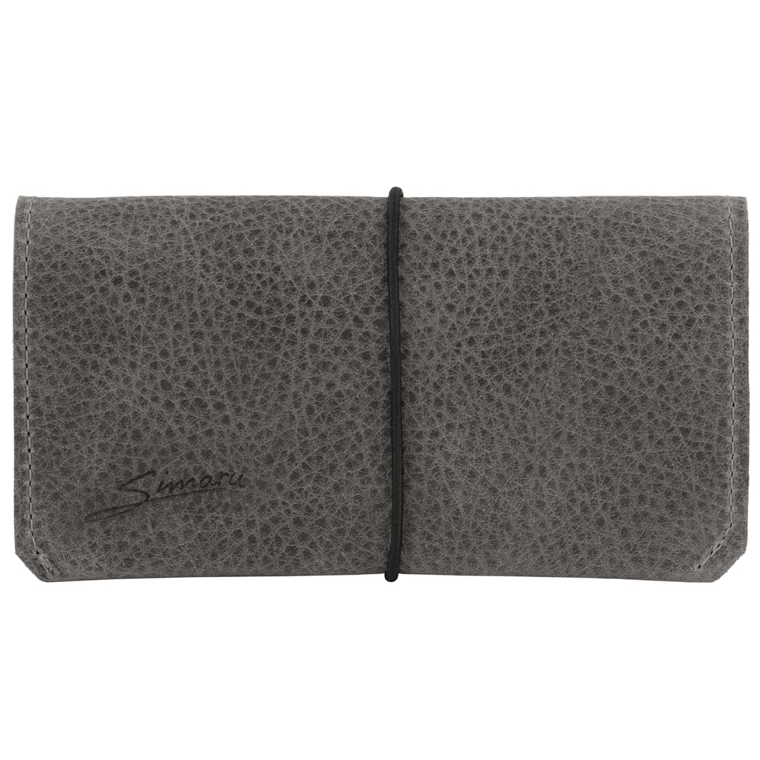 Dunkelgraue Ledertabaktasche mit schwarzem Gummibandverschluss #color_grau