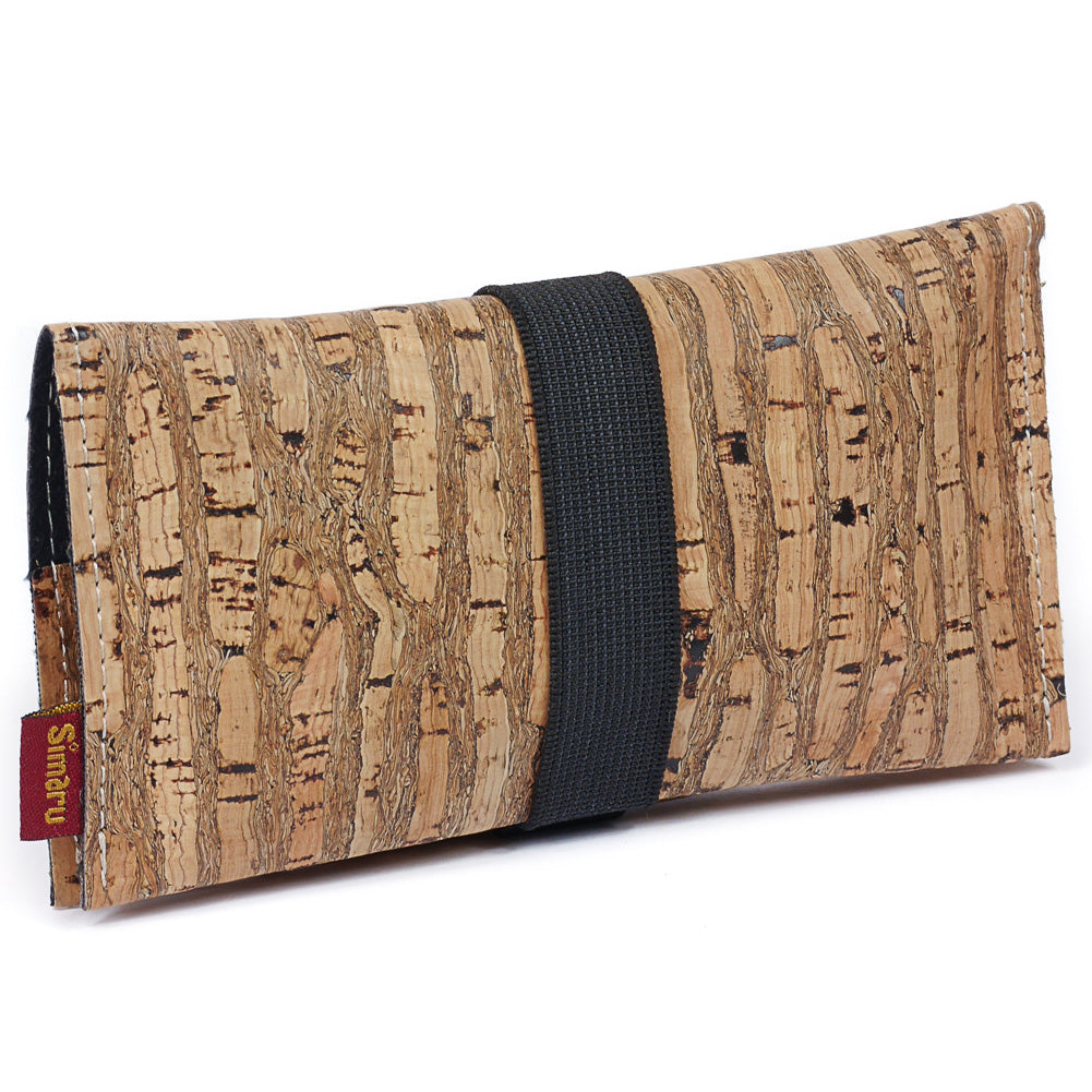 Geschlossene Tabaktasche aus Kork mit Muster und elastischem Gummibandverschluss #color_raizes