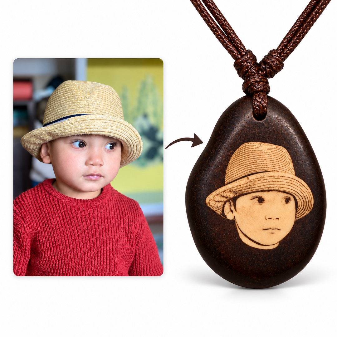 Kette mit Foto Gravur – personalisierter Tagua Anhänger Braun mit deinem Bild, inkl. Band