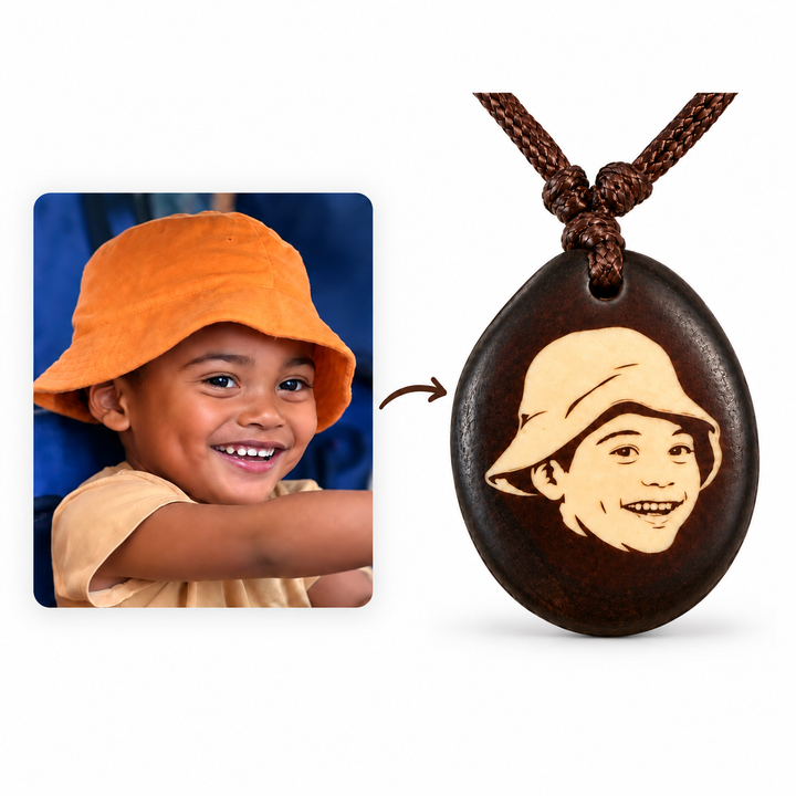 Kette mit Foto Gravur – personalisierter Tagua Anhänger Braun mit deinem Bild, inkl. Band
