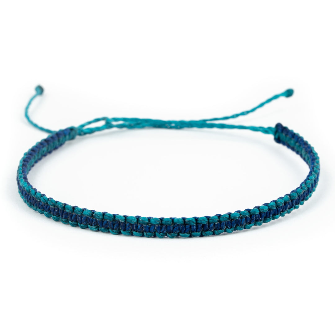 Gewebtes Armband mit Gleitknoten in Ozeanblau #color_ocean-blau