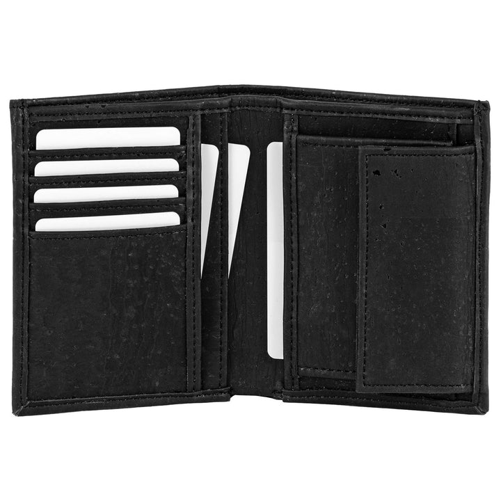 Innenansicht schwarzer Kork Geldbeutel im Hochformat mit Kartenfächern sowie Münz- und Scheinfach #color_schwarz